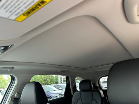 New 2025 Kia Sorento EX w/ Panoramic Sunroof Package image 24