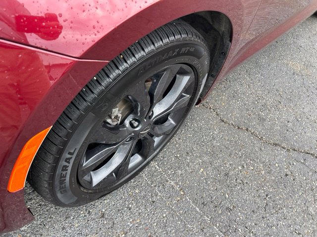 Used 2020 Chrysler Pacifica Touring w/ S Appearance Package FWD image 18