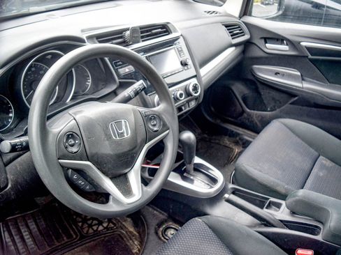 Used 2019 Honda Fit LX image 22