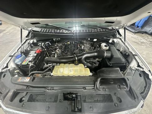 Used 2021 Ford Expedition XLT AWD/4WD image 22