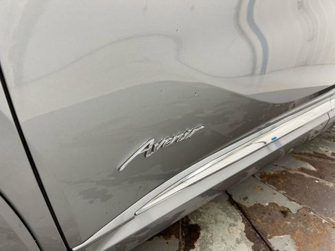 Used 2023 Buick Envision Avenir AWD/4WD image 26