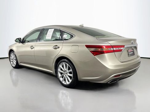 Used 2013 Toyota Avalon Limited image 7