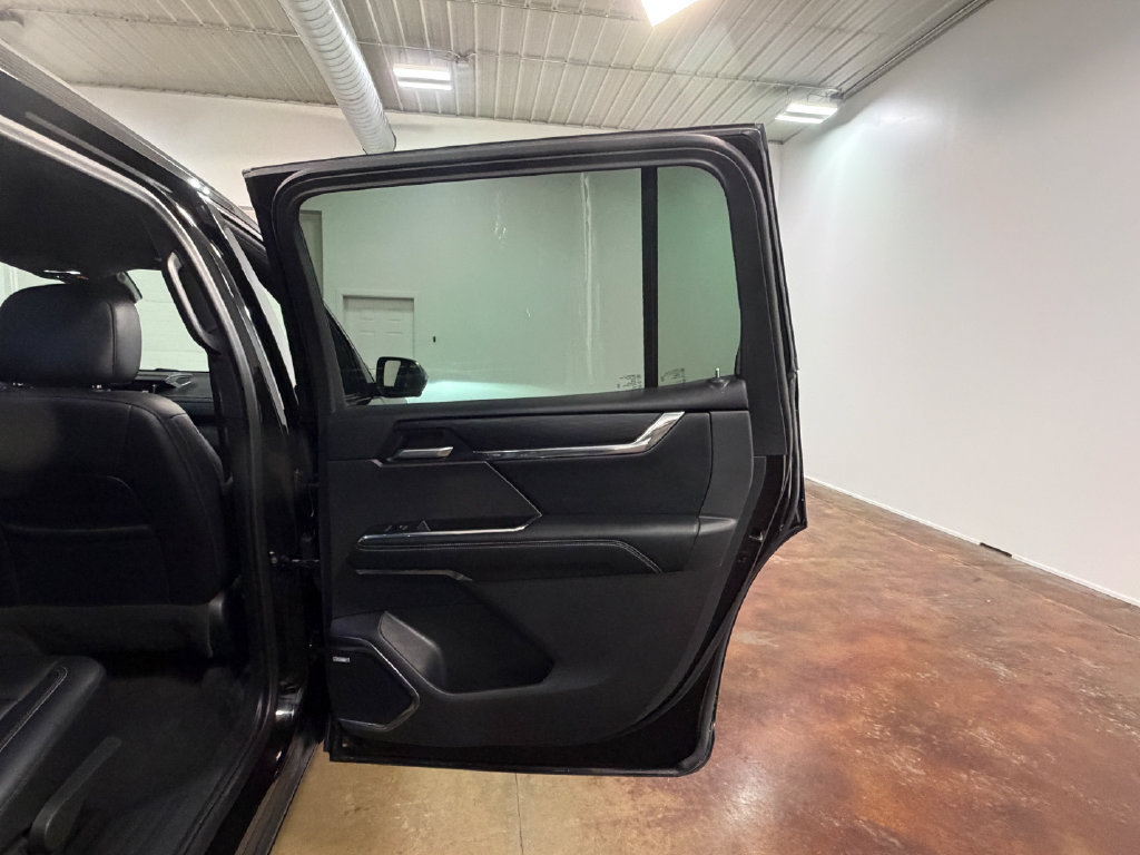 Used 2024 GMC Acadia Elevation AWD/4WD image 65