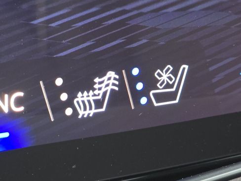 New 2026 Chevrolet Suburban Premier image 8