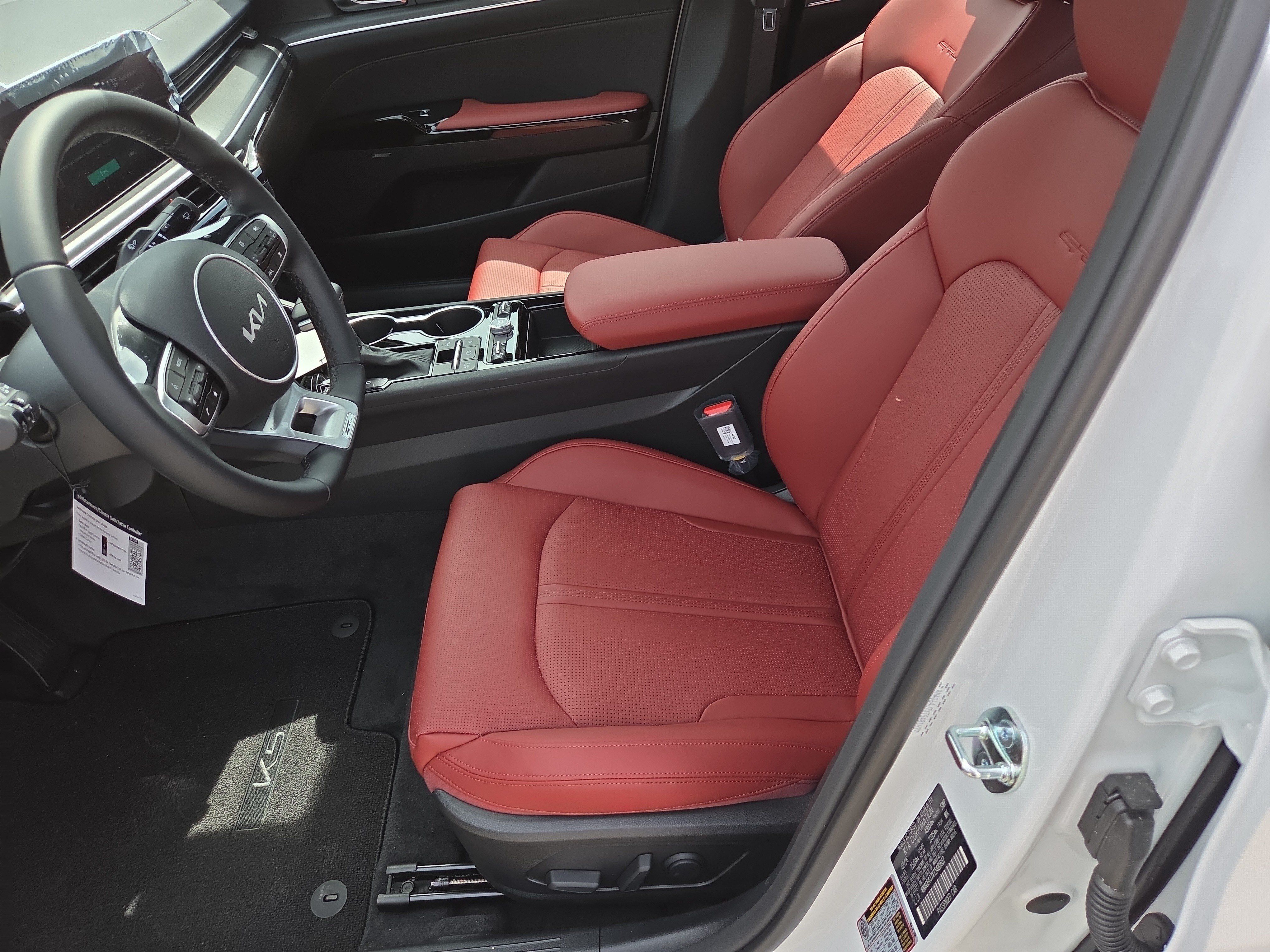 New 2026 Kia K5 GT-Line w/ GT-Line Premium Package FWD image 4