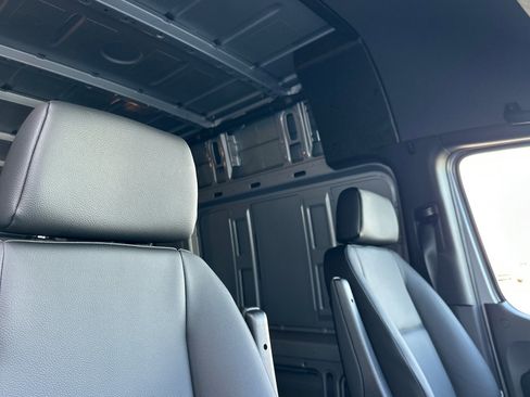 New 2025 Mercedes-Benz Sprinter 2500 image 16