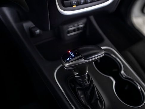 Used 2020 Dodge Durango SXT image 31