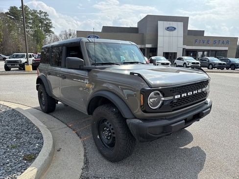New 2026 Ford Bronco Big Bend image 2