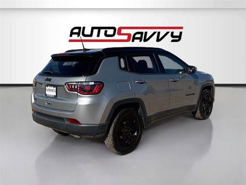 Used 2020 Jeep Compass Latitude image 7