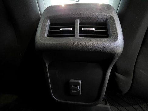 Used 2022 Chevrolet Equinox LT FWD image 43