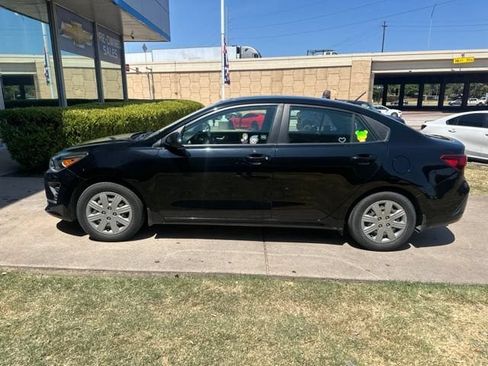 Used 2021 Kia Rio S FWD image 5