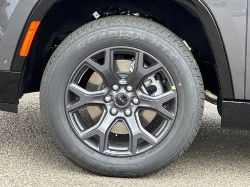 New 2026 Jeep Grand Wagoneer Limited image 24