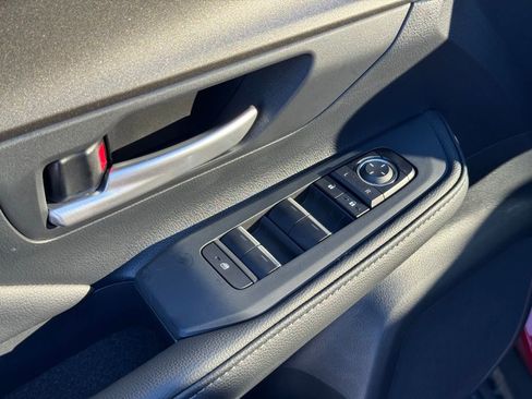 Used 2025 Toyota Grand Highlander FWD image 22