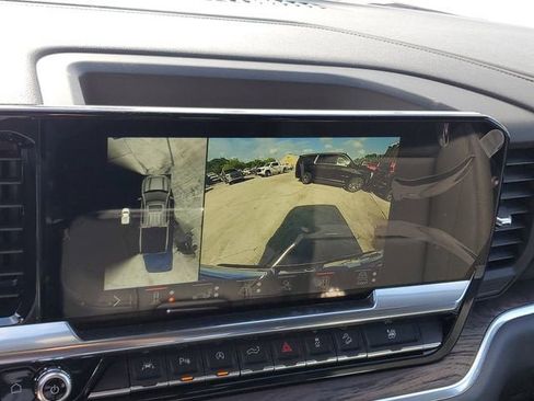 New 2026 GMC Sierra 1500 SLT image 24