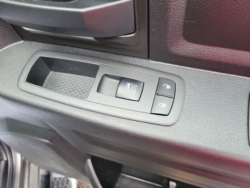 Used 2020 RAM 5500 Tradesman w/ Chrome Appearance Group image 19