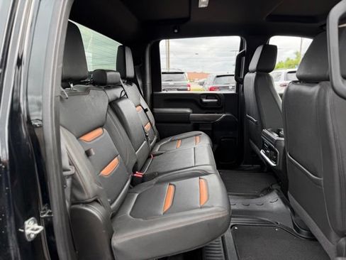 Used 2023 GMC Sierra 2500 AT4 w/ Gooseneck/5TH Wheel Package AWD/4WD image 18