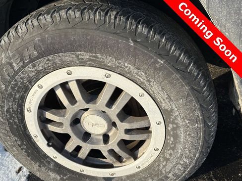 Used 2015 Toyota 4Runner Trail Premium image 8