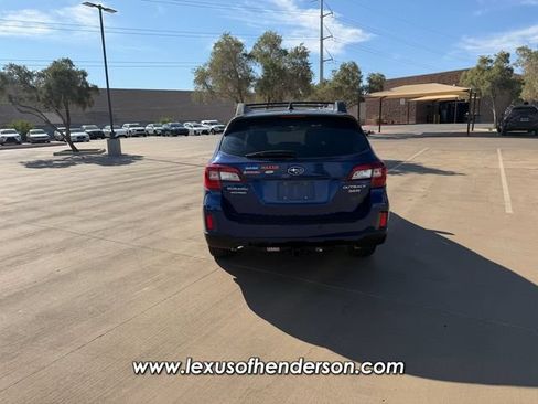 Used 2016 Subaru Outback 3.6R Limited AWD/4WD image 4