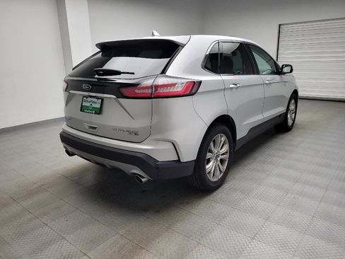 Used 2019 Ford Edge Titanium w/ Cold Weather Package image 9
