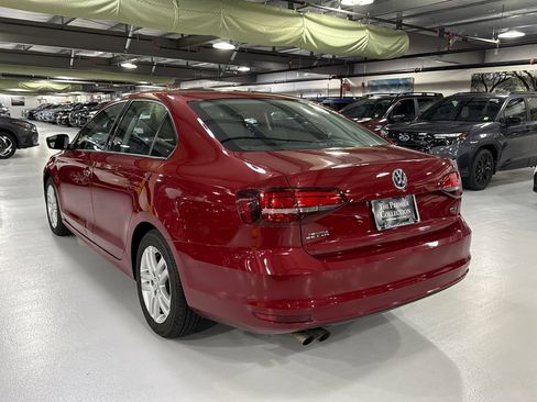 Used 2018 Volkswagen Jetta S FWD image 4