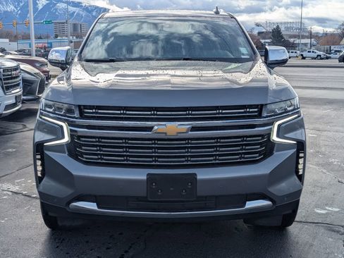 Used 2022 Chevrolet Suburban Premier AWD/4WD image 10