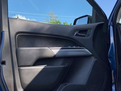 Used 2019 Chevrolet Colorado LT w/ LT Convenience Package image 12