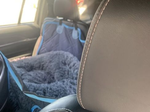 Used 2021 Jeep Grand Cherokee L Overland w/ Luxury Tech Group IV image 17