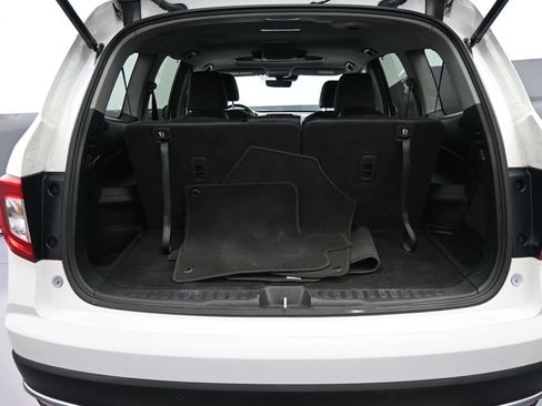 Certified 2022 Honda Pilot Touring image 25
