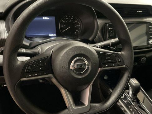Used 2021 Nissan Kicks SV FWD image 16