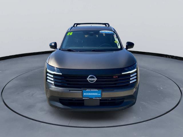 Used 2026 Nissan Kicks SR FWD image 2