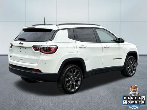 Used 2021 Jeep Compass Latitude AWD/4WD image 3