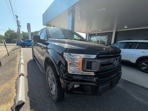 Used 2020 Ford F150 XLT w/ Equipment Group 302A Luxury image 3