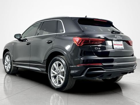 Used 2025 Audi Q3 2.0T Premium w/ Convenience Package AWD/4WD image 3