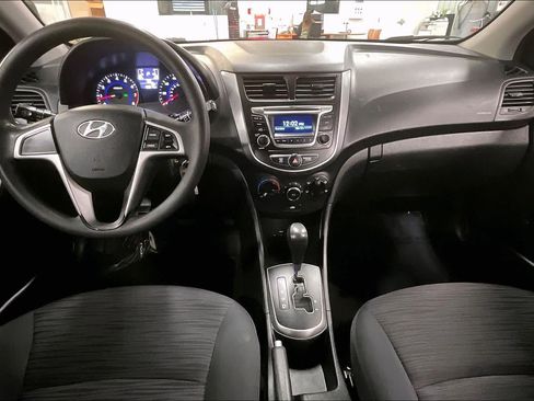 Used 2015 Hyundai Accent GS FWD image 15
