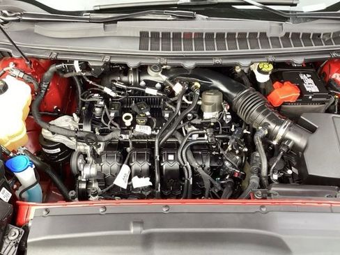 Used 2024 Ford Edge Titanium w/ Titanium Elite Package image 39