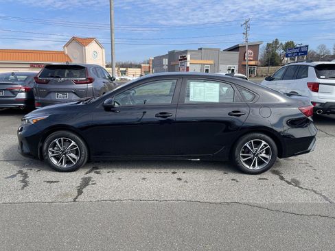 Used 2023 Kia Forte LXS w/ LXS Technology Package image 17