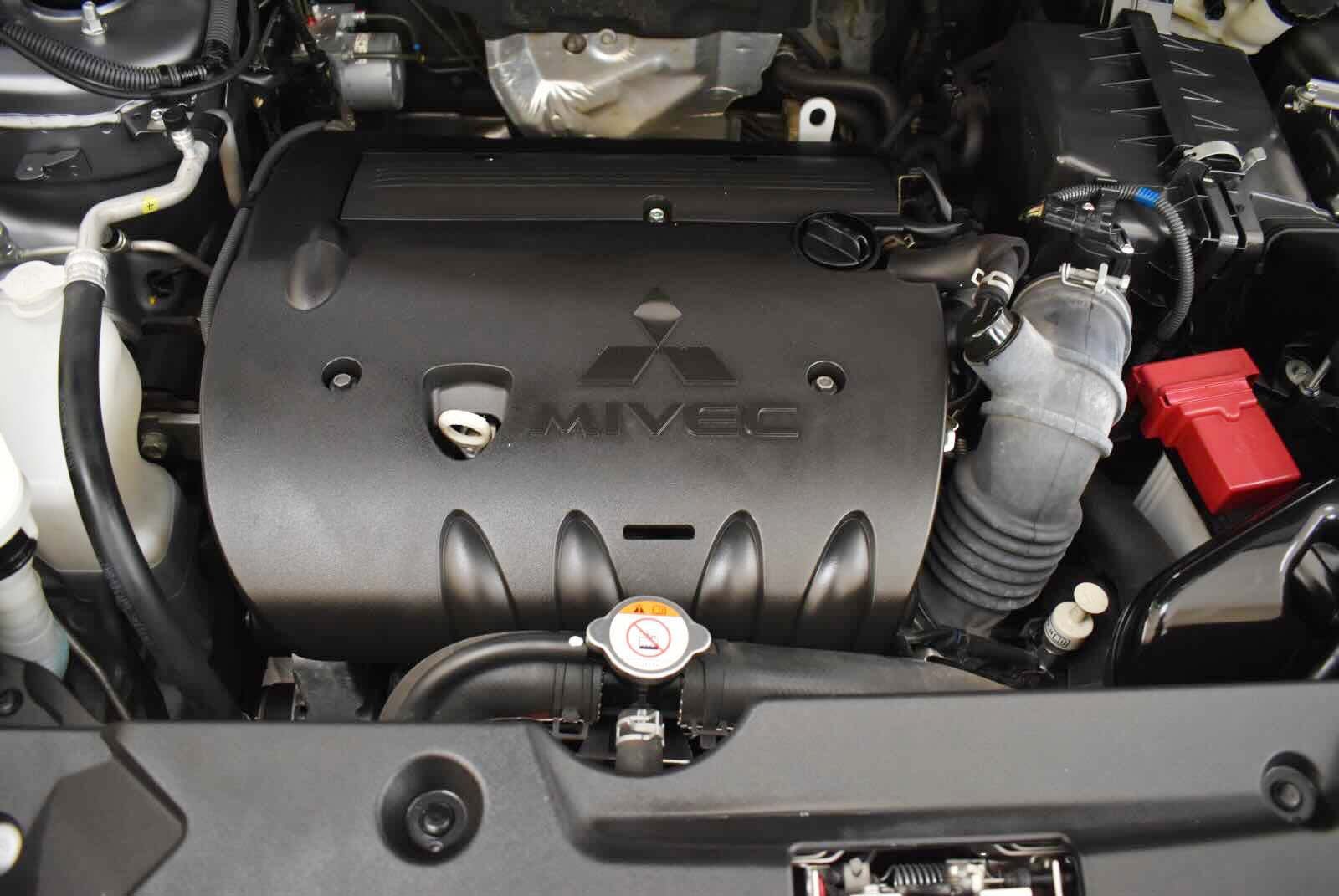 Used 2024 Mitsubishi Outlander Sport LE AWD/4WD image 32