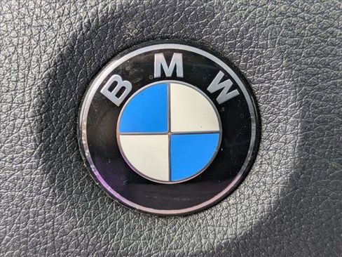 Used 2015 BMW 320i Sedan RWD image 19