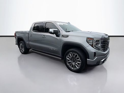 Used 2024 GMC Sierra 1500 Denali Ultimate AWD/4WD image 3
