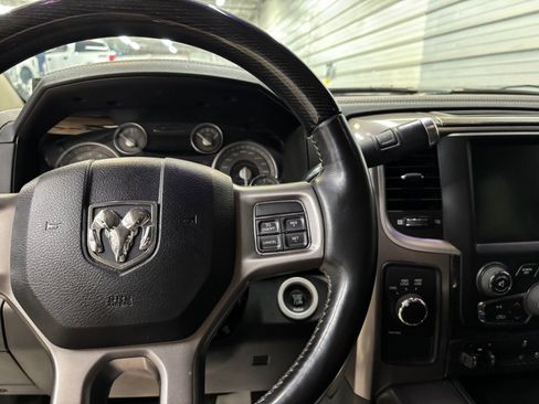 Used 2015 RAM 3500 Laramie Longhorn image 15