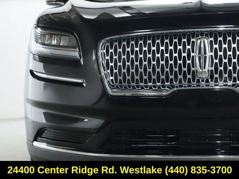 Used 2023 Lincoln Nautilus Reserve w/ Cargo Utility Package AWD/4WD image 7