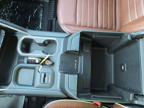 Used 2024 GMC Sierra 2500 Denali Ultimate w/ Max Trailering Package image 29