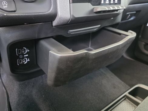 New 2026 RAM 1500 Express RWD image 21