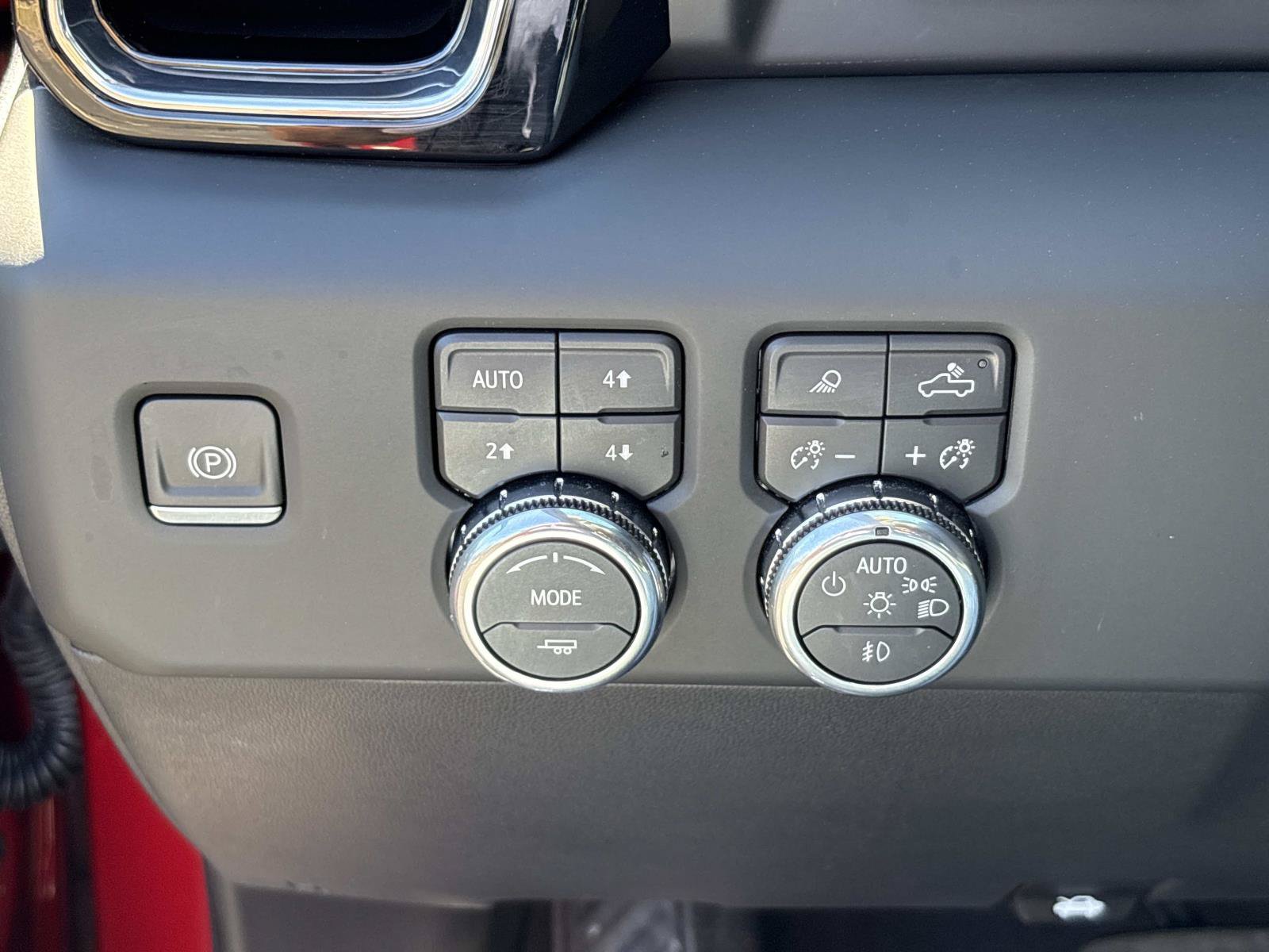 Used 2023 GMC Sierra 1500 Denali w/ Denali Reserve Package AWD/4WD image 19