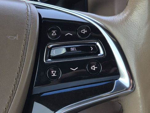 Used 2019 Cadillac Escalade ESV Platinum AWD/4WD image 27