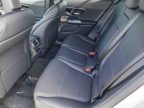 New 2026 Mercedes-Benz GLC 300 image 17