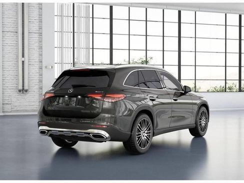 Used 2026 Mercedes-Benz GLC 300 4MATIC image 22