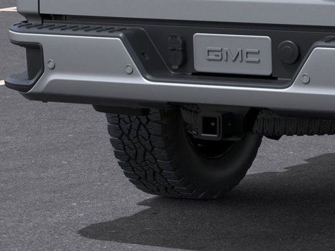 New 2026 GMC Sierra 2500 Denali w/ Denali Reserve Package image 14