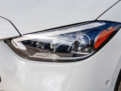 New 2026 Mercedes-Benz C 300 Sedan image 7