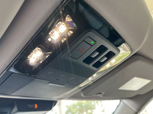 New 2026 Mitsubishi Outlander SEL image 47